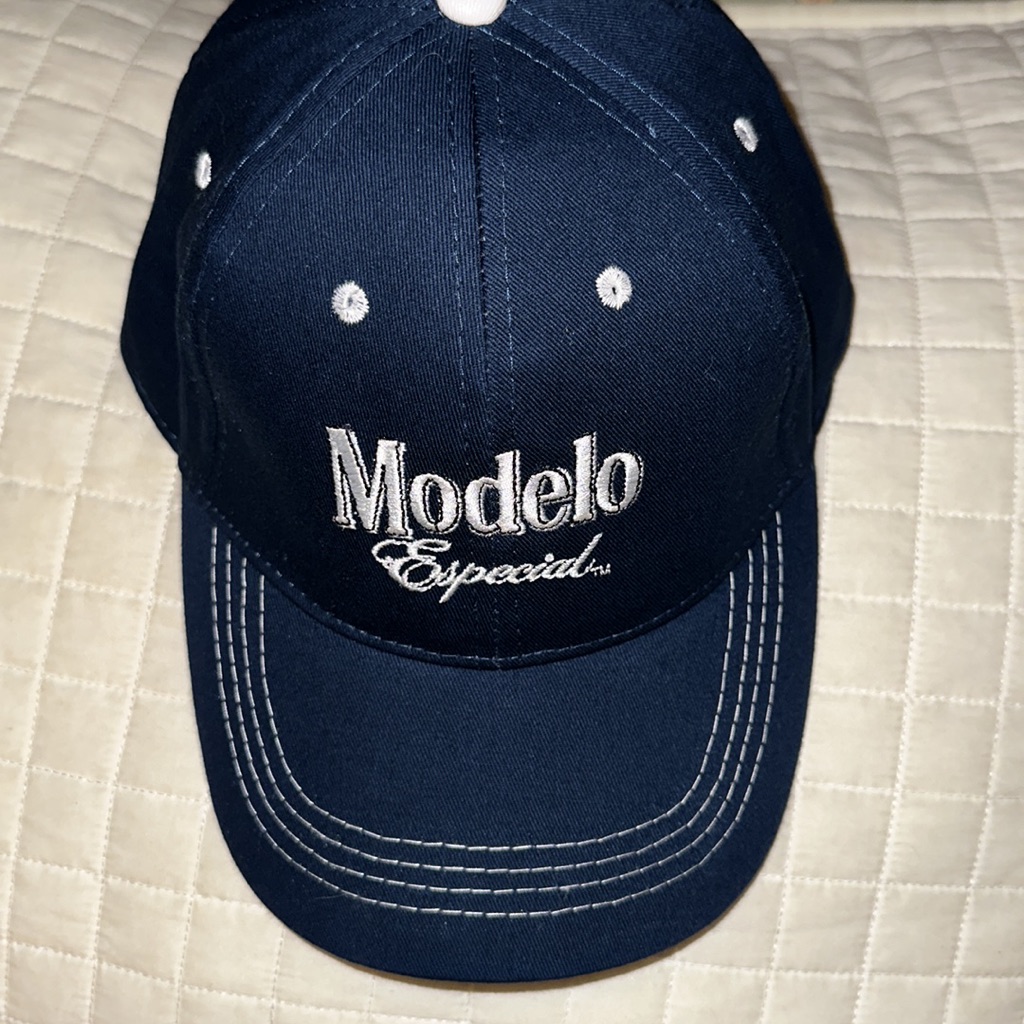 Modelo Hat
